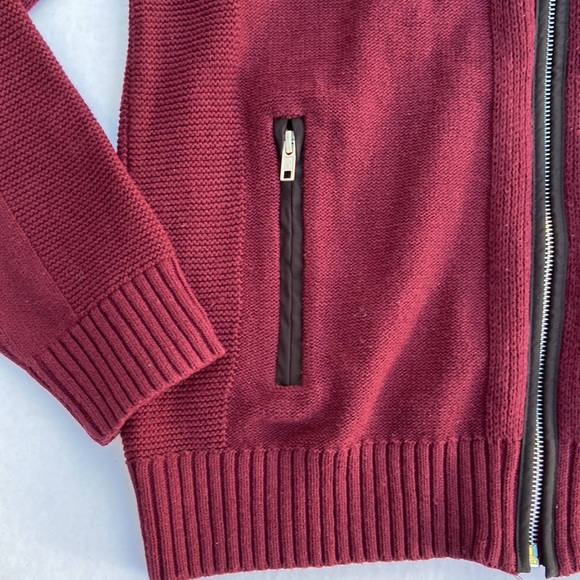 New GUESS Mens Sweater SZ M - Picture 7 of 9